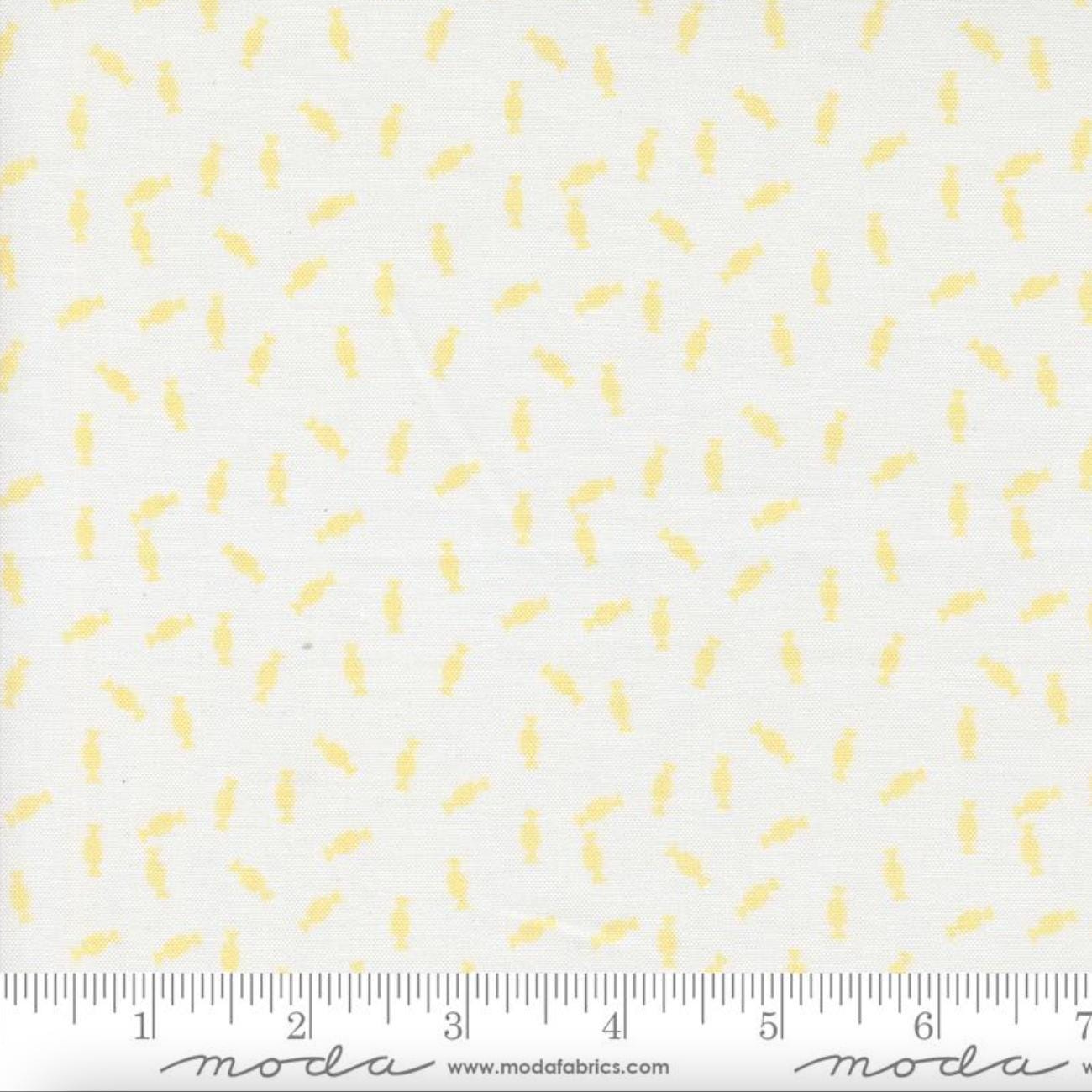 NEW Mixed Bag Bonbons Jen Kingwell White Orange Moda Fabrics Premium quilting cottons BTHY 18260 11