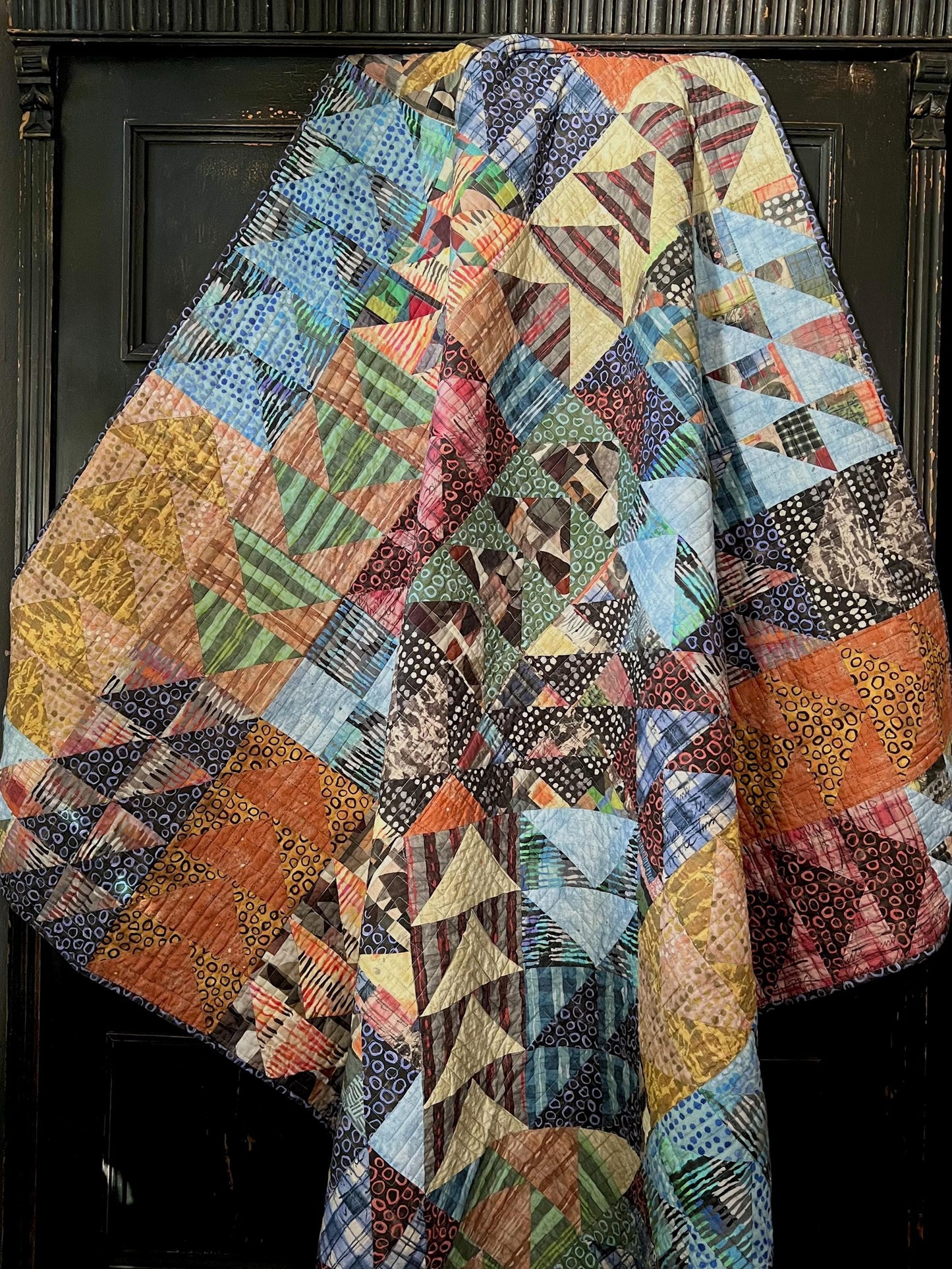UPCOUNTRY quilt pattern by Natalie Barnes shows Marcia Derse quilting cottons