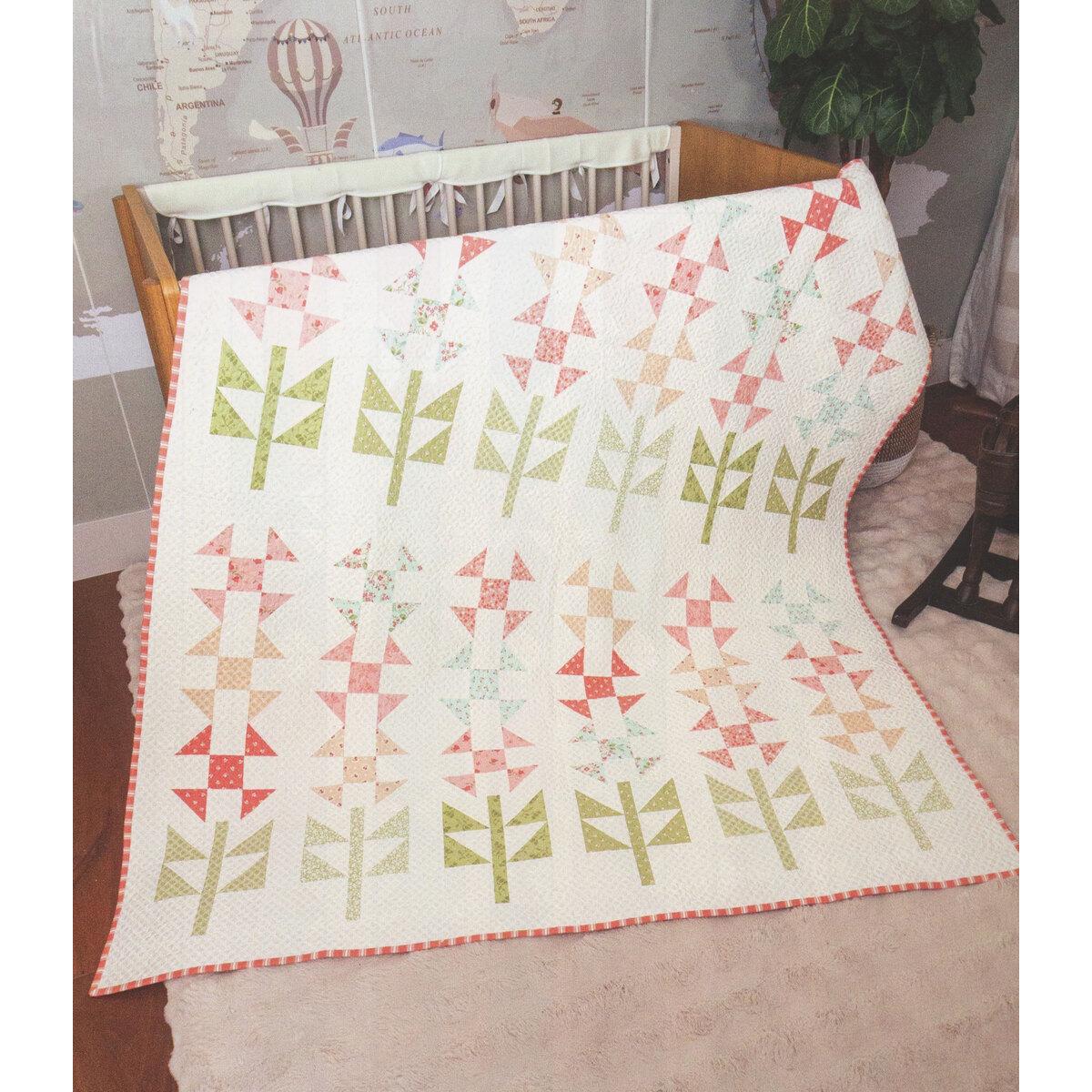 Fat Quarters BY THE DOZEN by Its Sew Emma 12 projects Quilting Instruction book 72 pp