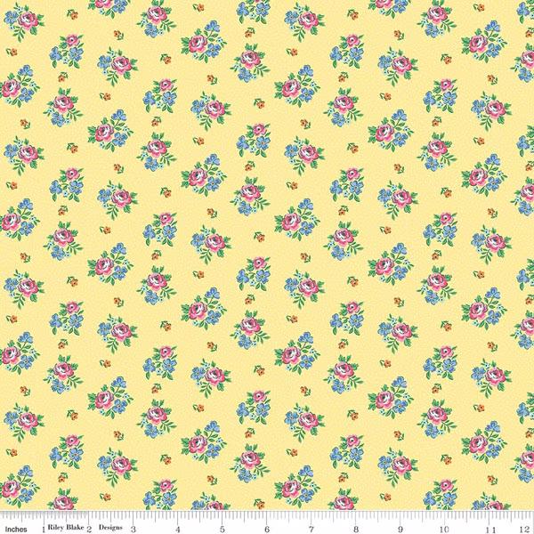 Traditional 30's and some Lori Holt EIGHT fat quarters quilting cotton
